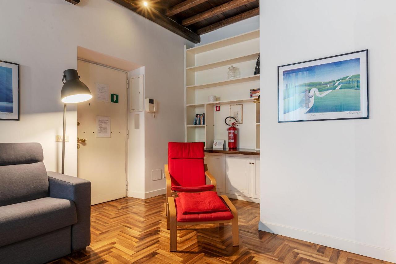 Casa Isabella Al Colosseo - FromhometoРим Екстериор снимка